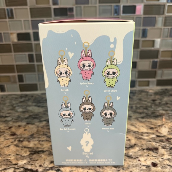 Labubu Exciting Macaron Vinyl Face Lychee Berry - Picture 3 of 6